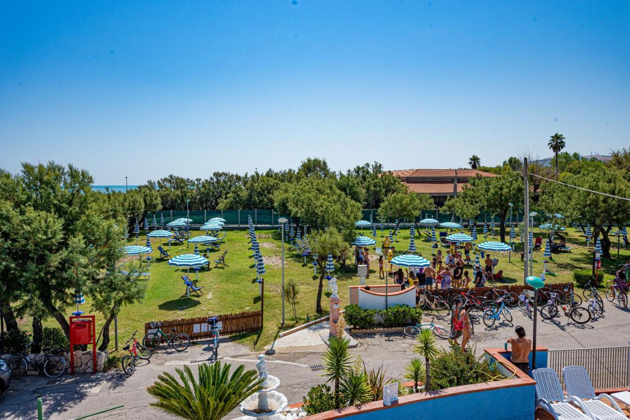 Club Del Sole Roseto Degli Abruzzi Easy Camping Village Εξωτερικό φωτογραφία