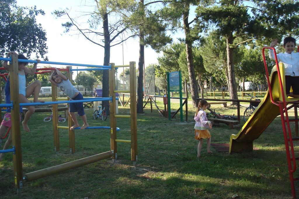 Club Del Sole Roseto Degli Abruzzi Easy Camping Village Εξωτερικό φωτογραφία